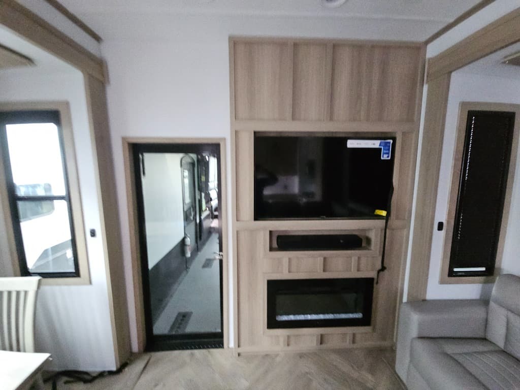 2026 Keystone RV 2026 Keystone RV Raptor - thumbnail 45