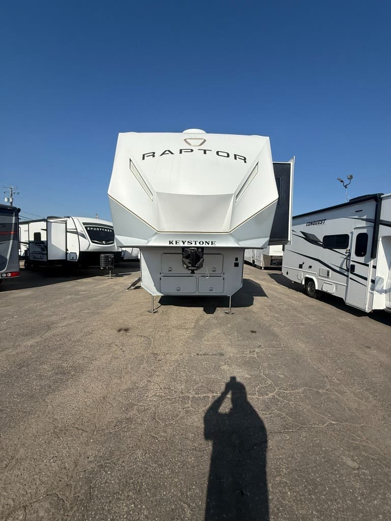 2026 Keystone RV 2026 Keystone RV Raptor - thumbnail 6