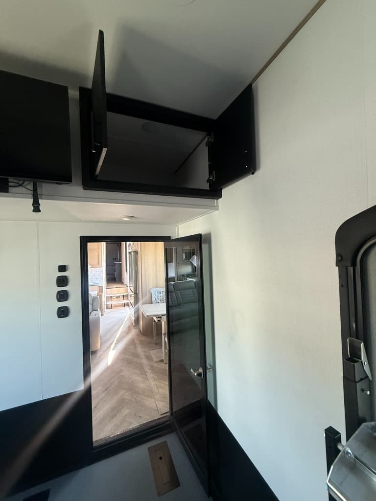 2026 Keystone RV 2026 Keystone RV Raptor - thumbnail 29