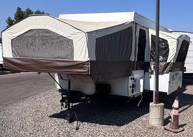 2015 Forest River RV 2015 Forest River RV Rockwood Freedom - thumbnail 3