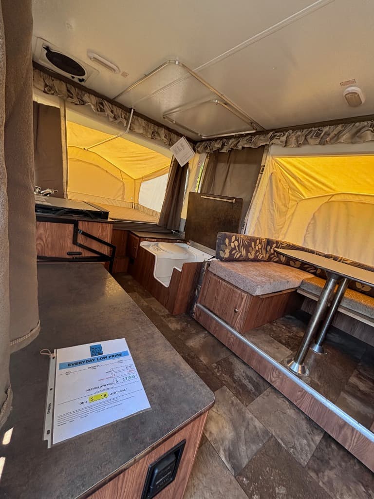 2015 Forest River RV 2015 Forest River RV Rockwood Freedom - thumbnail 5