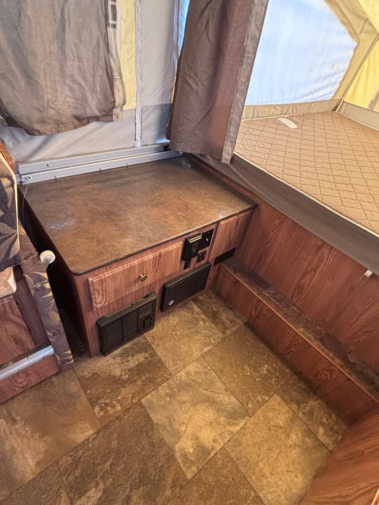 2015 Forest River RV 2015 Forest River RV Rockwood Freedom - thumbnail 13