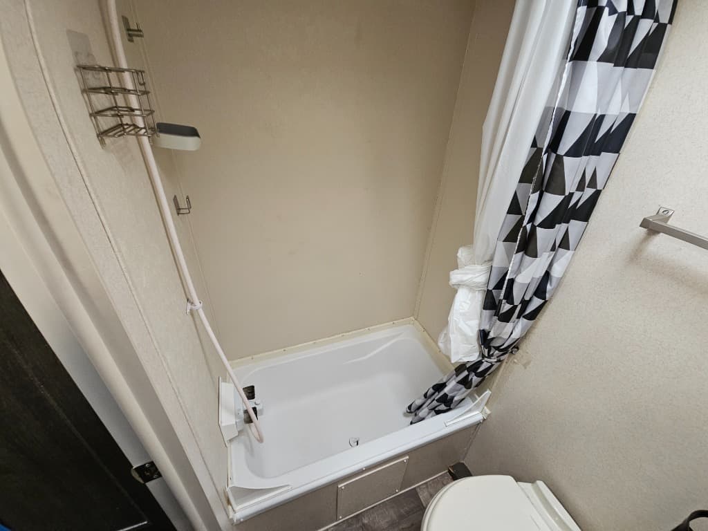 2018 Forest River 2018 Forest River Wildwood FSX - thumbnail 25