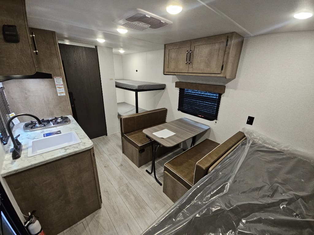 2025 Keystone RV 2025 Keystone RV Springdale - thumbnail 8