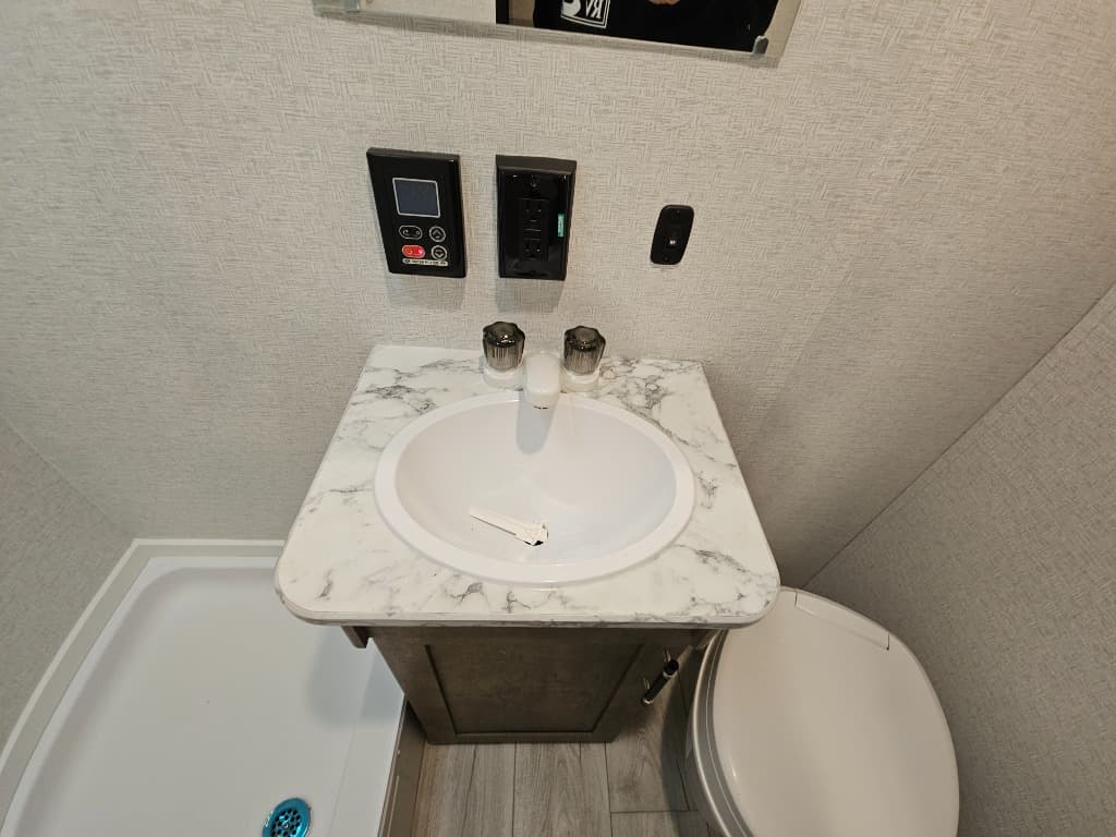 2025 Keystone RV 2025 Keystone RV Springdale - thumbnail 19