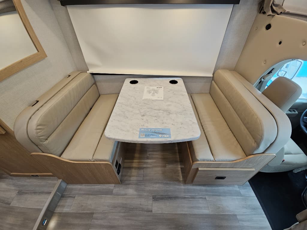2026 Thor Motor Coach 2026 Thor Motor Coach Four Winds - thumbnail 11