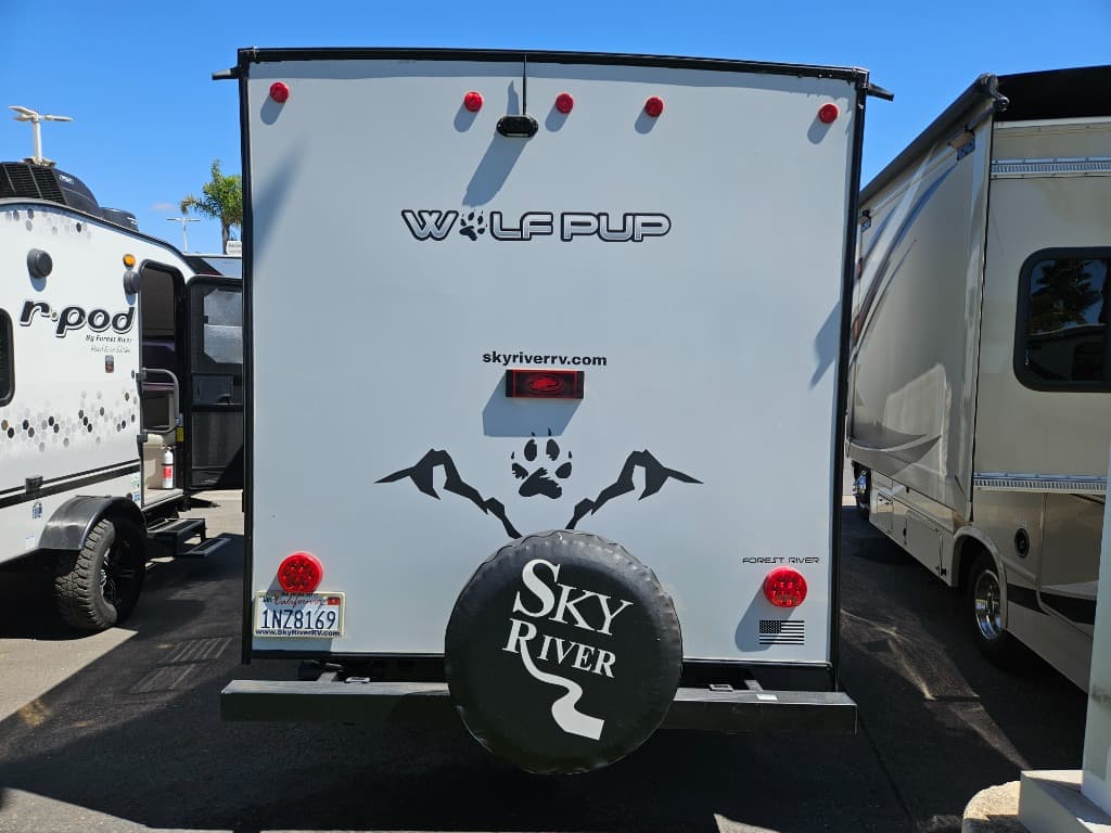 2023 Forest River 2023 Forest River Cherokee Wolf Pup Black Label - thumbnail 4