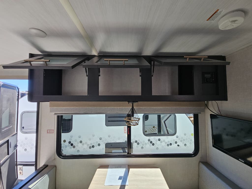 2024 Forest River 2024 Forest River R-Pod - thumbnail 19