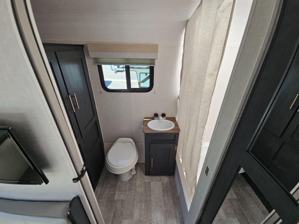 2024 Forest River 2024 Forest River R-Pod - thumbnail 27