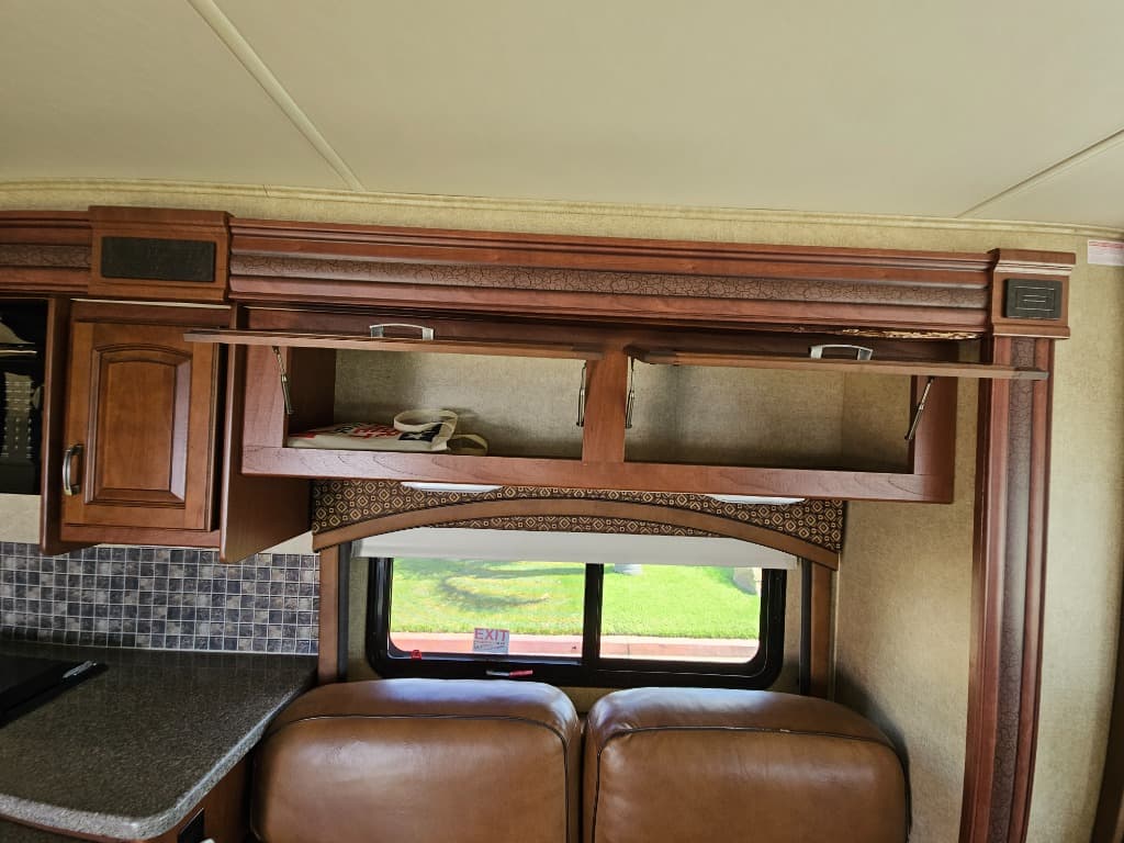 2014 Jayco 2014 Jayco Precept - thumbnail 14