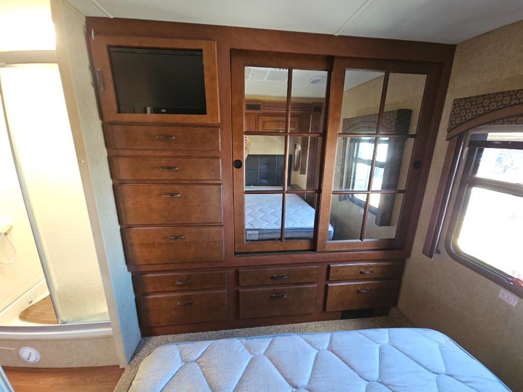 2014 Jayco 2014 Jayco Precept - thumbnail 35