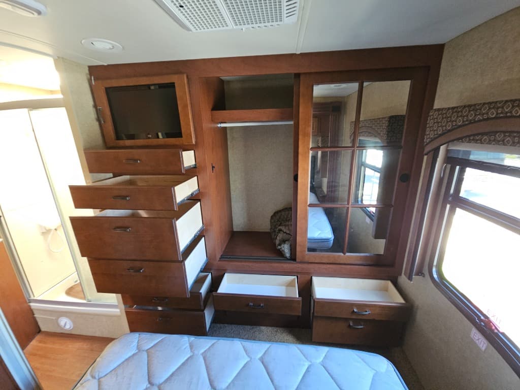 2014 Jayco 2014 Jayco Precept - thumbnail 36