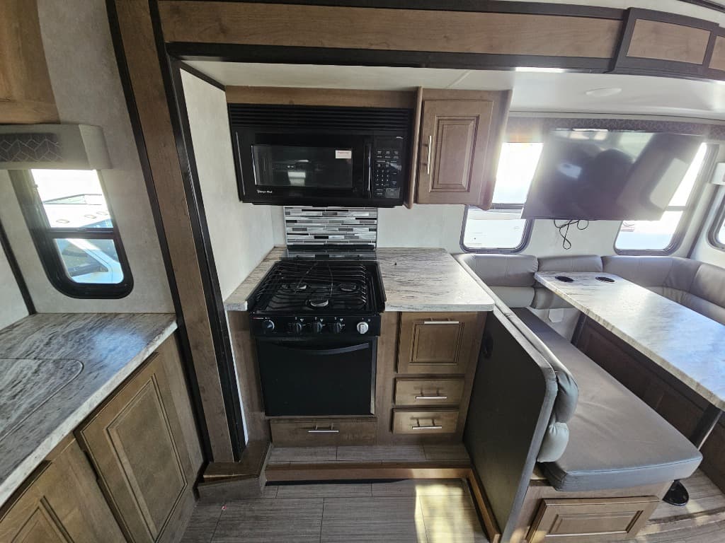 2021 Forest River 2021 Forest River FR3 - thumbnail 19