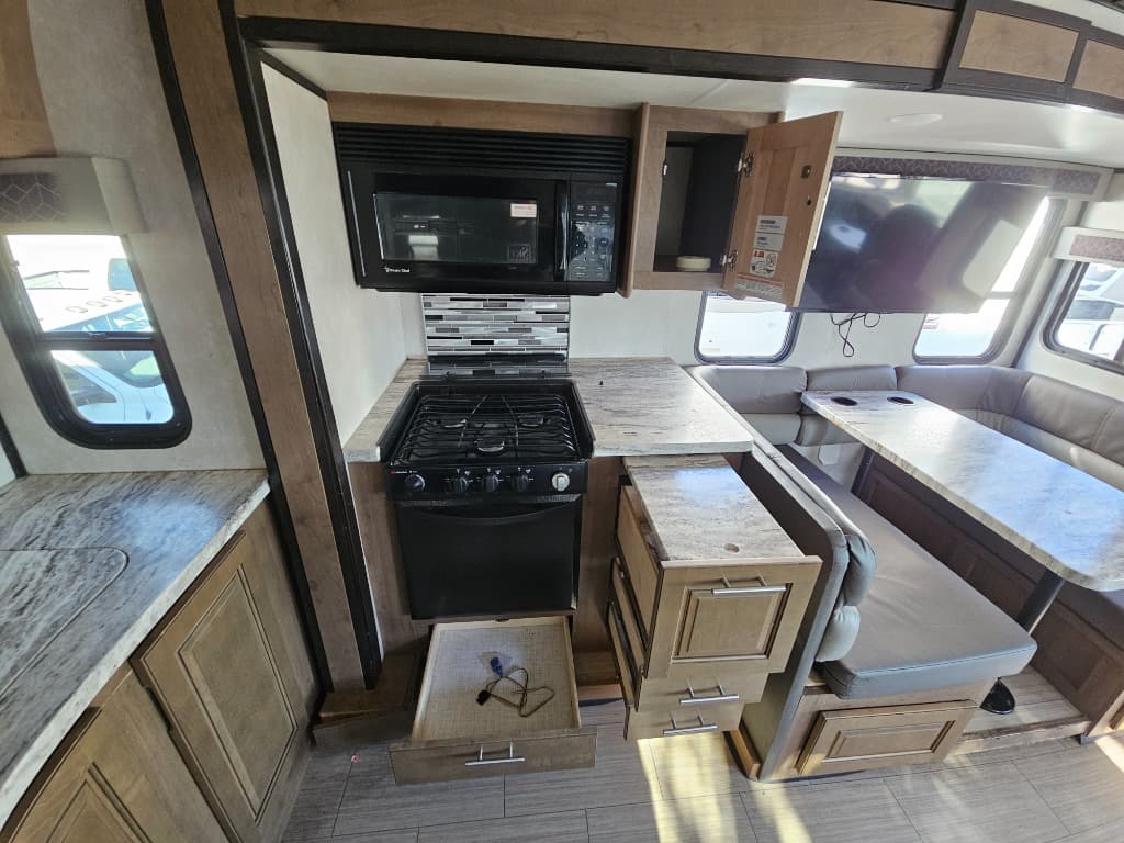 2021 Forest River 2021 Forest River FR3 - thumbnail 21