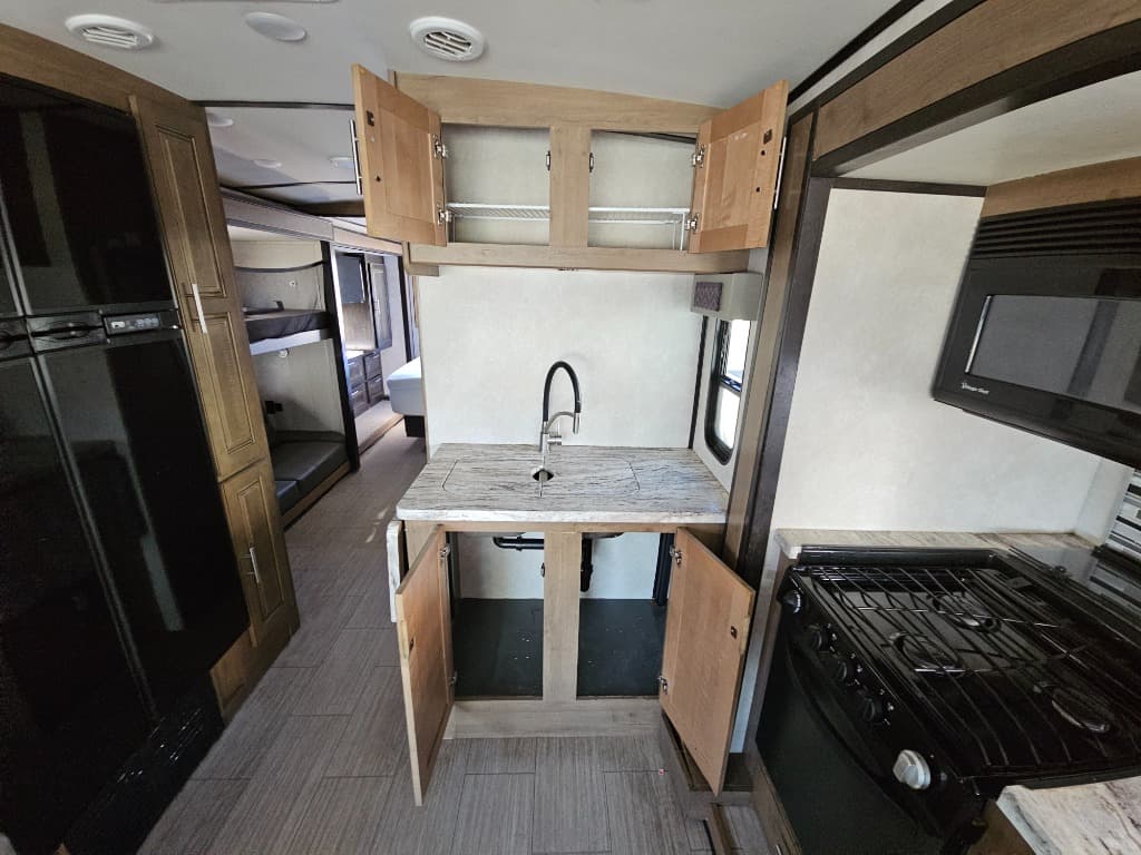 2021 Forest River 2021 Forest River FR3 - thumbnail 23