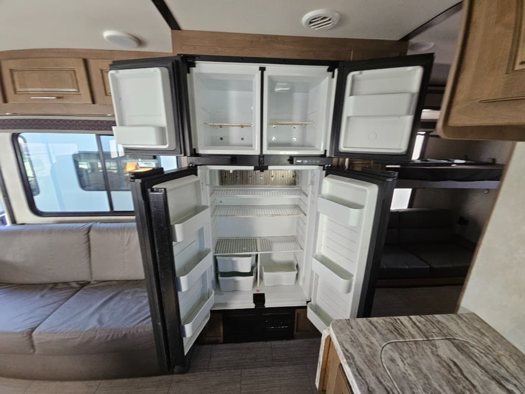 2021 Forest River 2021 Forest River FR3 - thumbnail 29