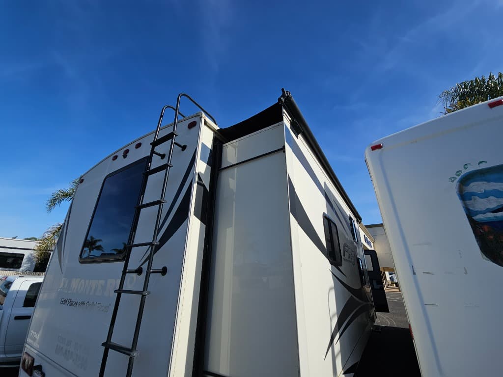 2021 Forest River 2021 Forest River FR3 - thumbnail 56