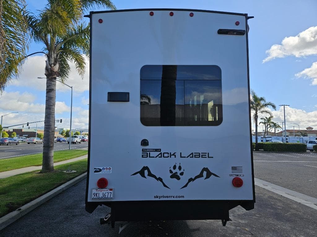 2024 Forest River 2024 Forest River Cherokee Timberwolf Black Label - thumbnail 4