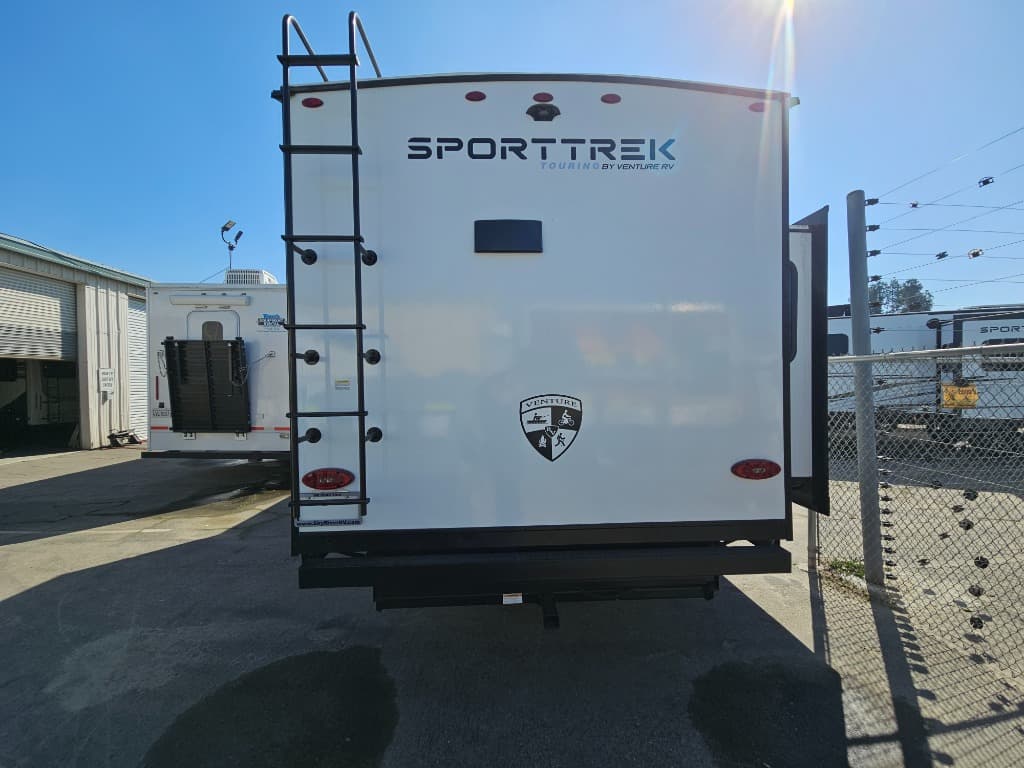 2026 Venture RV 2026 Venture RV SportTrek Touring Edition - thumbnail 4