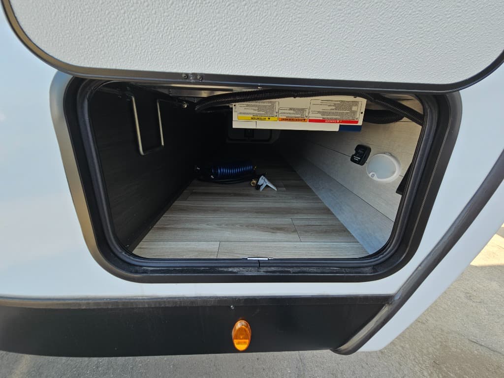 2026 Venture RV 2026 Venture RV SportTrek Touring Edition - thumbnail 28