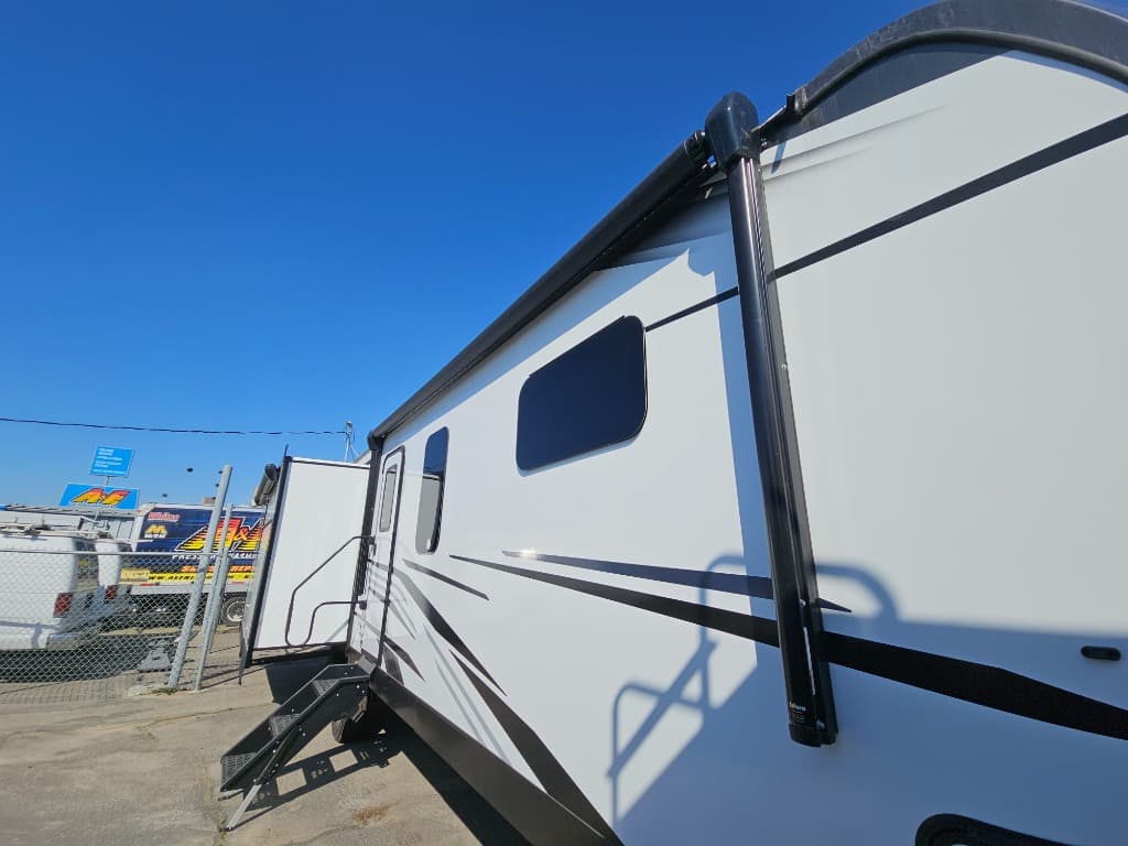 2026 Venture RV 2026 Venture RV SportTrek Touring Edition - thumbnail 29