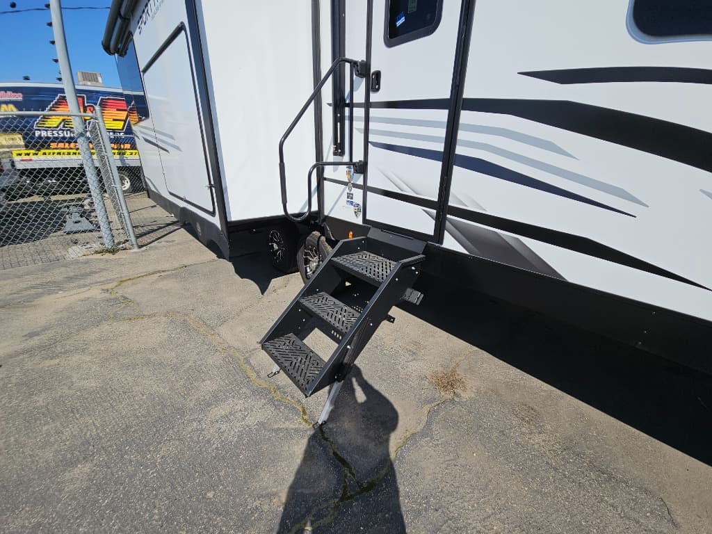 2026 Venture RV 2026 Venture RV SportTrek Touring Edition - thumbnail 30