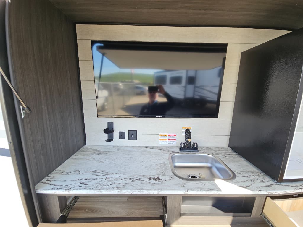 2026 Venture RV 2026 Venture RV SportTrek Touring Edition - thumbnail 37