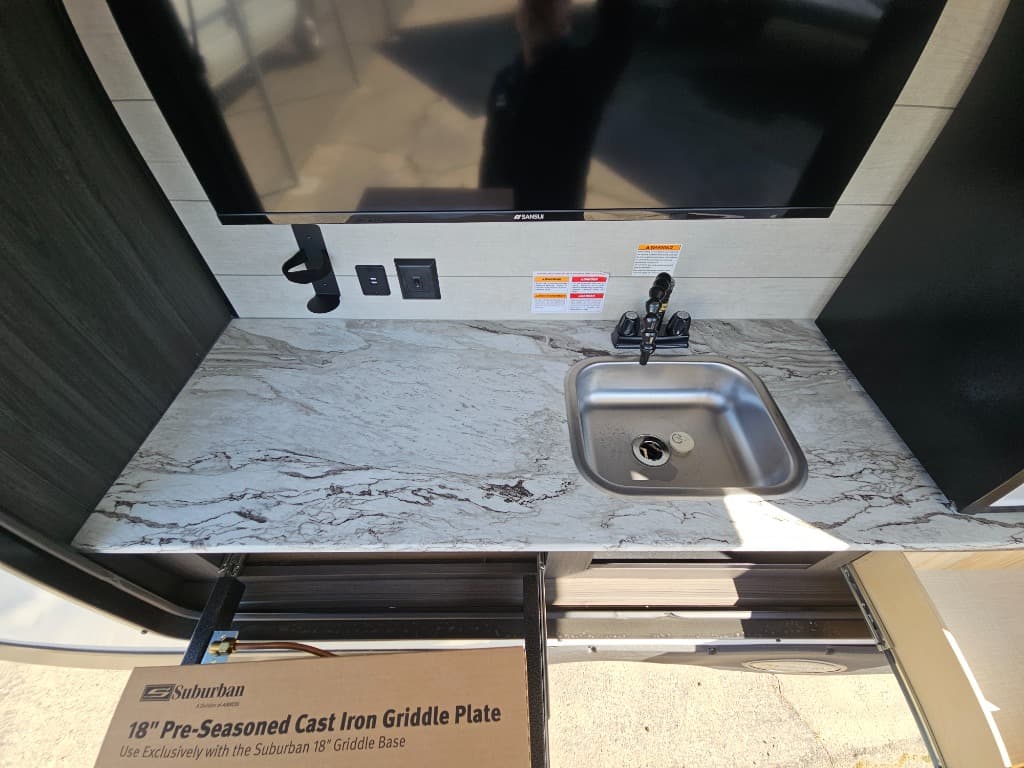 2026 Venture RV 2026 Venture RV SportTrek Touring Edition - thumbnail 38