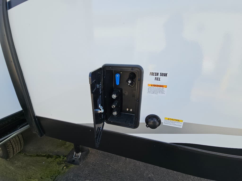 2026 Venture RV 2026 Venture RV SportTrek Touring Edition - thumbnail 42