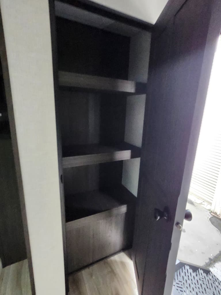 2026 Venture RV 2026 Venture RV SportTrek Touring Edition - thumbnail 14