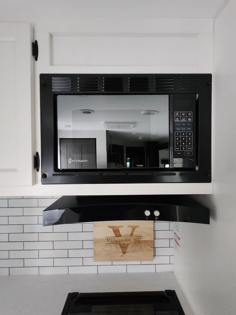 2026 Venture RV 2026 Venture RV SportTrek Touring Edition - thumbnail 18