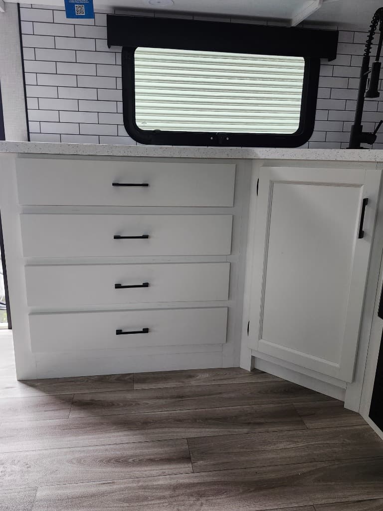 2026 Venture RV 2026 Venture RV SportTrek Touring Edition - thumbnail 20