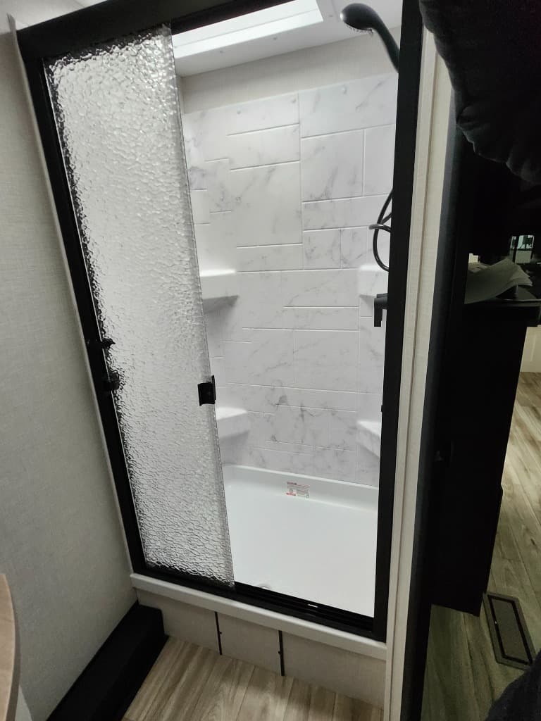 2026 Venture RV 2026 Venture RV SportTrek Touring Edition - thumbnail 33