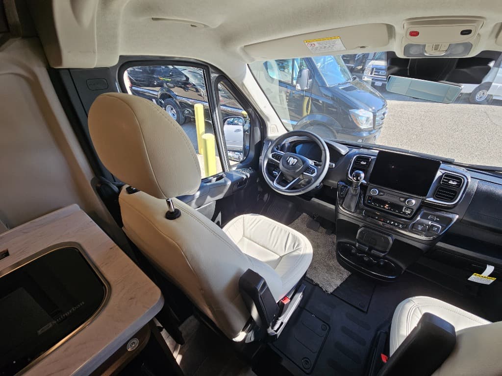 2025 Winnebago 2025 Winnebago Travato - thumbnail 16