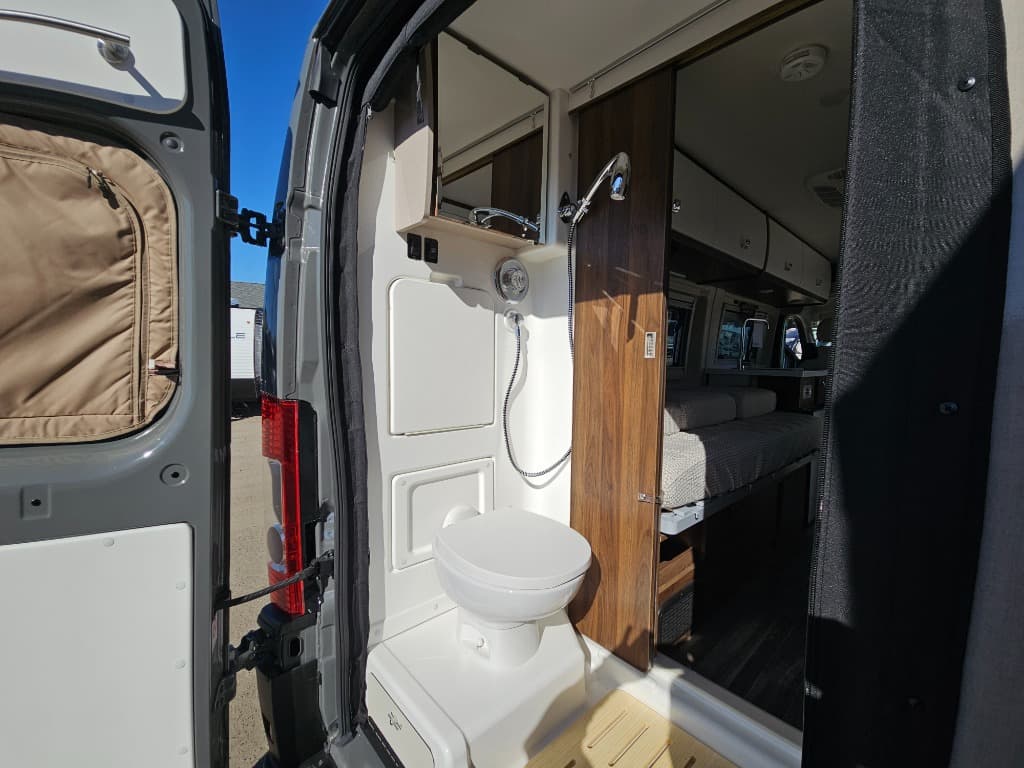 2025 Winnebago 2025 Winnebago Travato - thumbnail 55