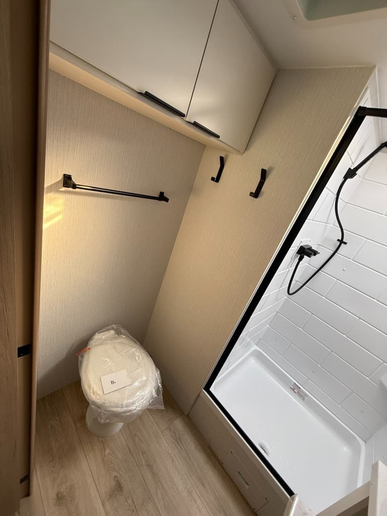 2026 Winnebago 2026 Winnebago Thrive - thumbnail 12