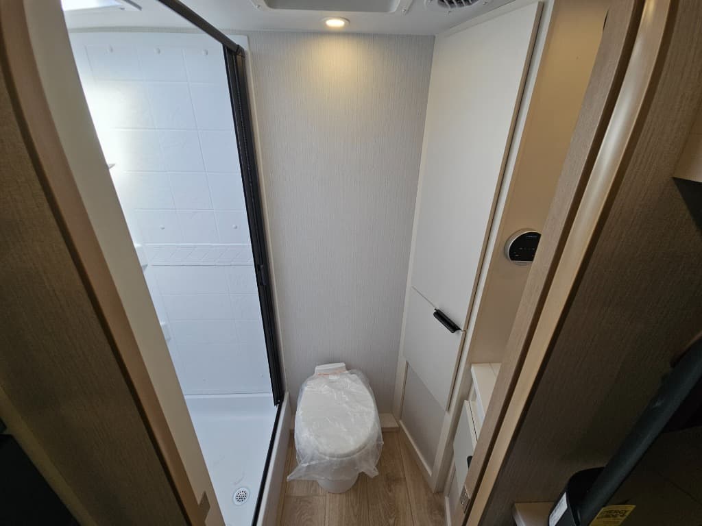 2026 Winnebago 2026 Winnebago Micro Minnie - thumbnail 30