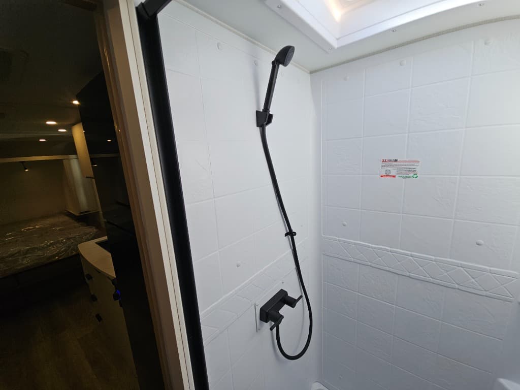 2026 Winnebago 2026 Winnebago Micro Minnie - thumbnail 32