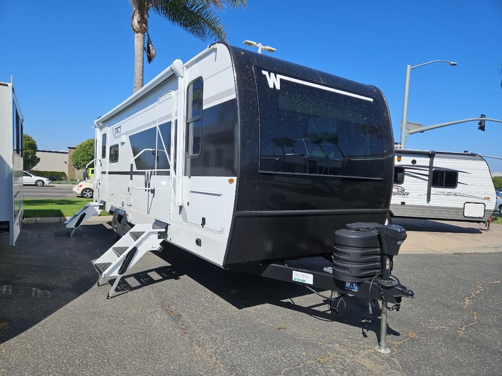 2026 Winnebago Thrive 25RLS