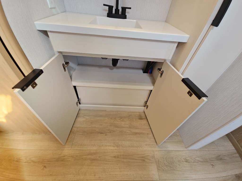 2026 Winnebago 2026 Winnebago Thrive - thumbnail 50