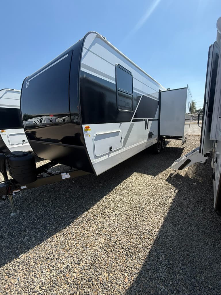 2026 Winnebago Thrive 25RLS