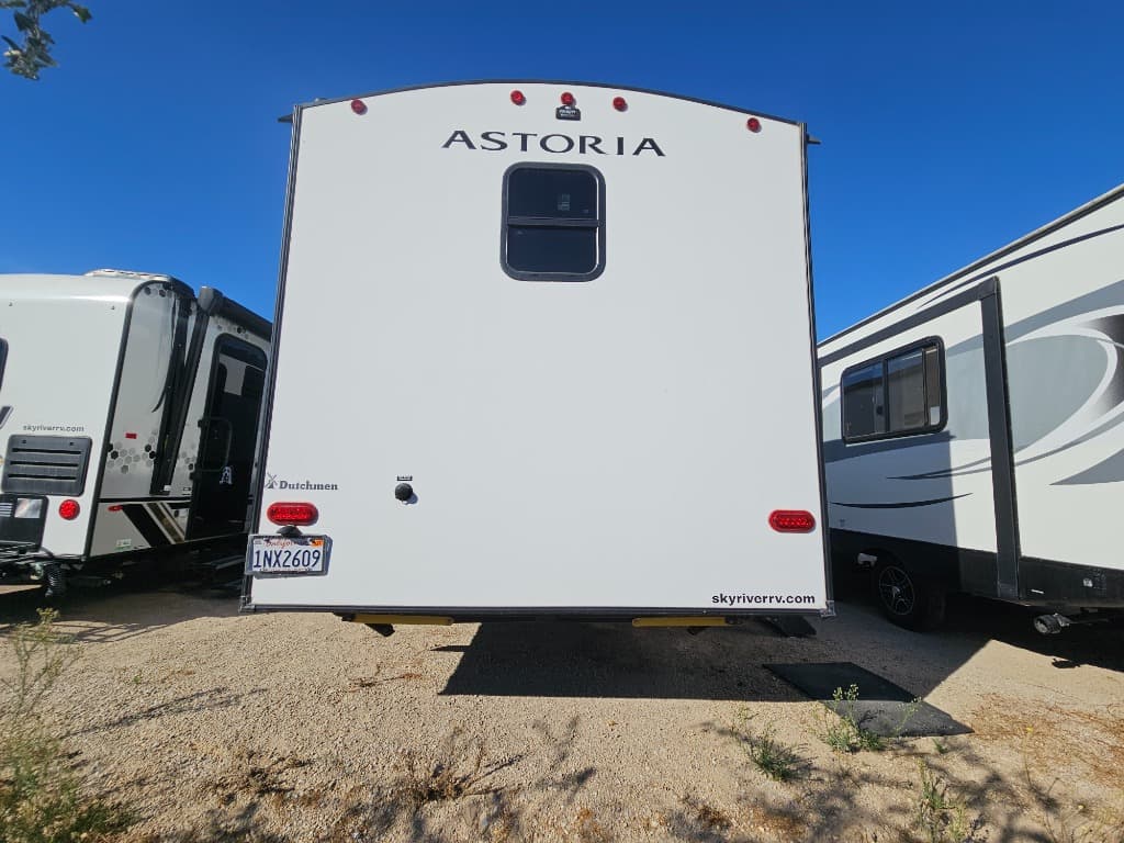 2022 Dutchmen 2022 Dutchmen Astoria - thumbnail 3