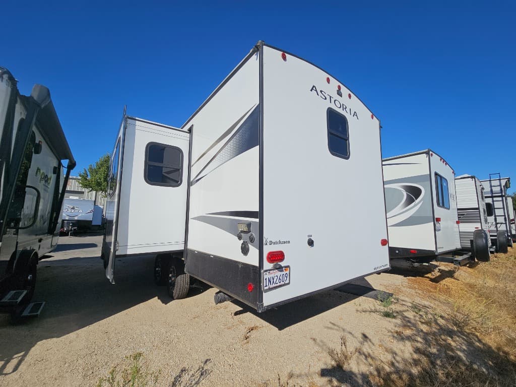 2022 Dutchmen 2022 Dutchmen Astoria - thumbnail 4