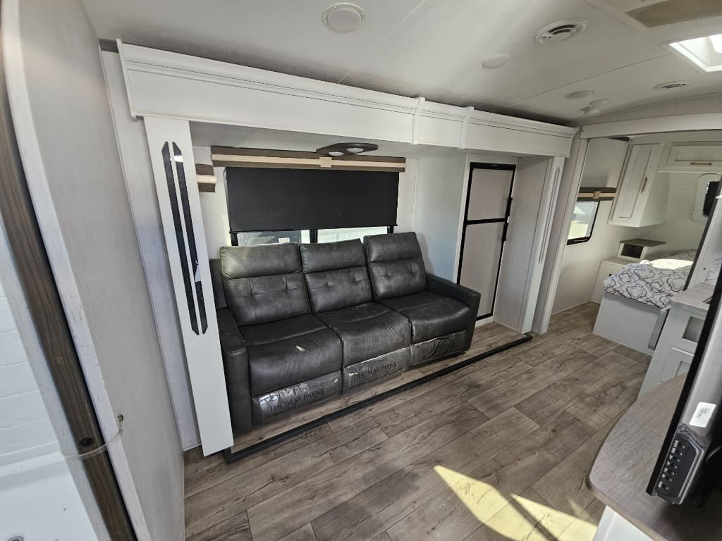 2022 Dutchmen 2022 Dutchmen Astoria - thumbnail 7