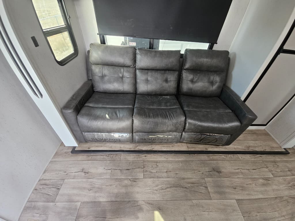 2022 Dutchmen 2022 Dutchmen Astoria - thumbnail 9