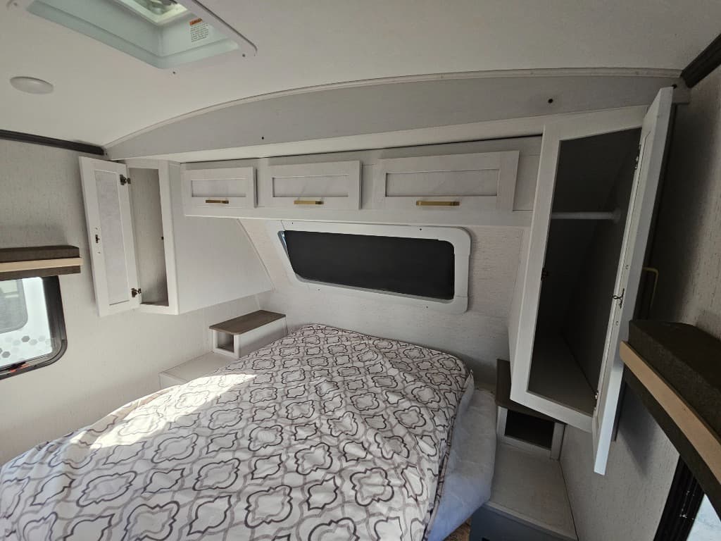 2022 Dutchmen 2022 Dutchmen Astoria - thumbnail 26