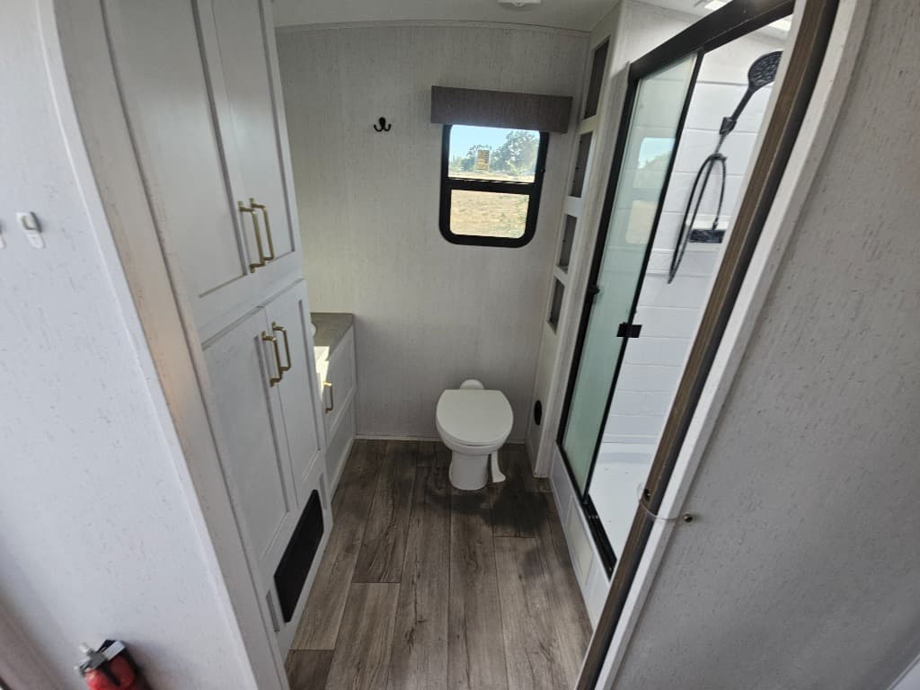 2022 Dutchmen 2022 Dutchmen Astoria - thumbnail 30