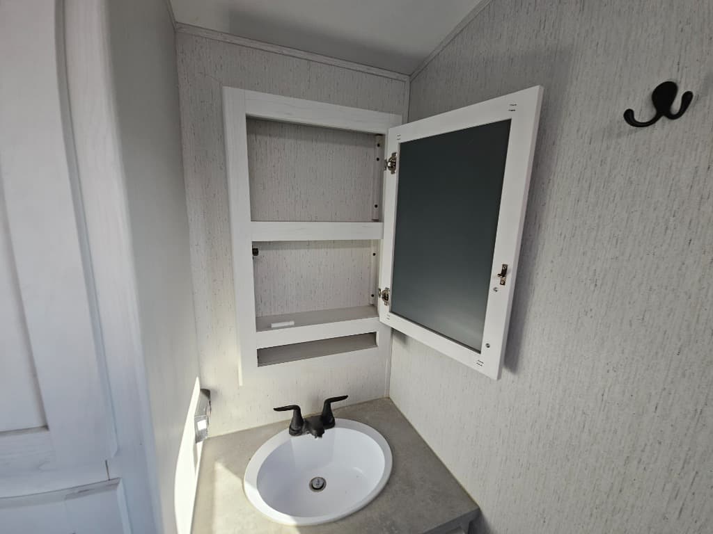 2022 Dutchmen 2022 Dutchmen Astoria - thumbnail 35