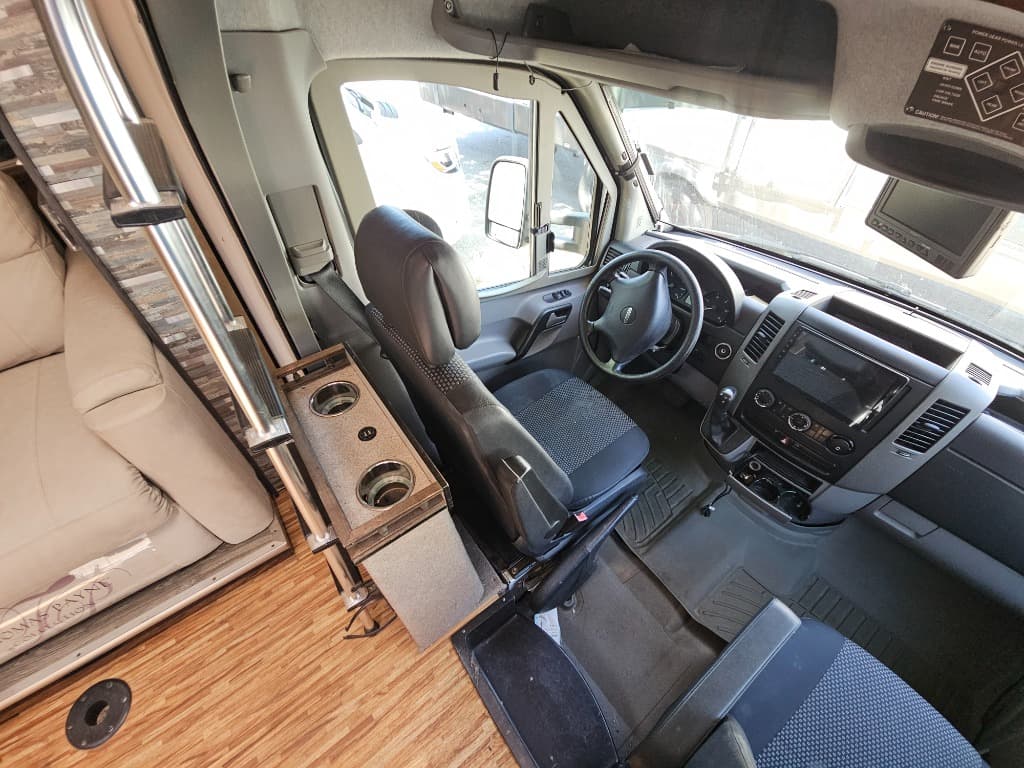 2009 Coachmen 2009 Coachmen Prism - thumbnail 24