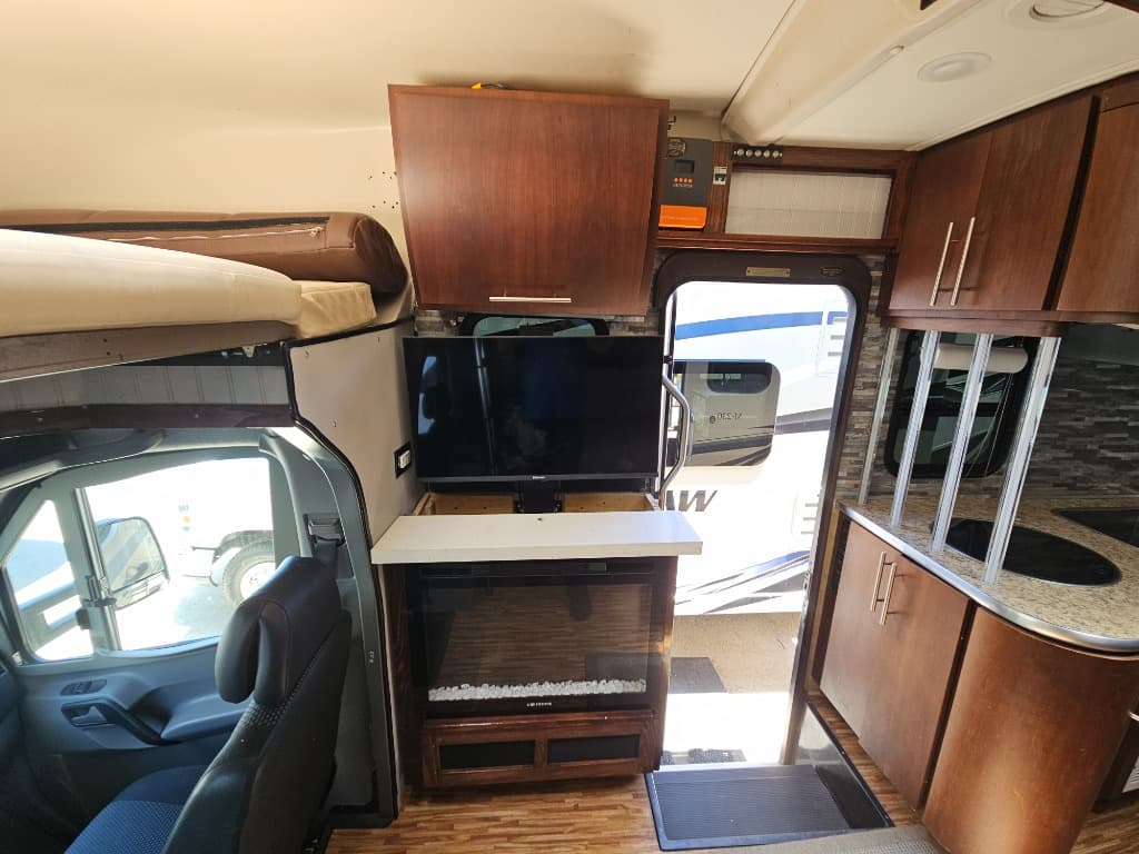 2009 Coachmen 2009 Coachmen Prism - thumbnail 26